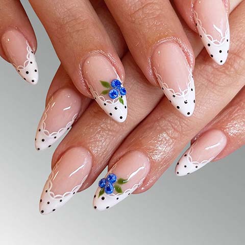 nail salon in Telford